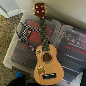 I am selling because I do not know how to play, and I no longer need